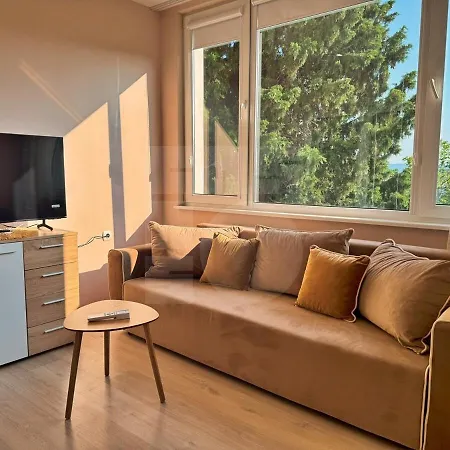 1br Pineview Retreat Apartamento Varna